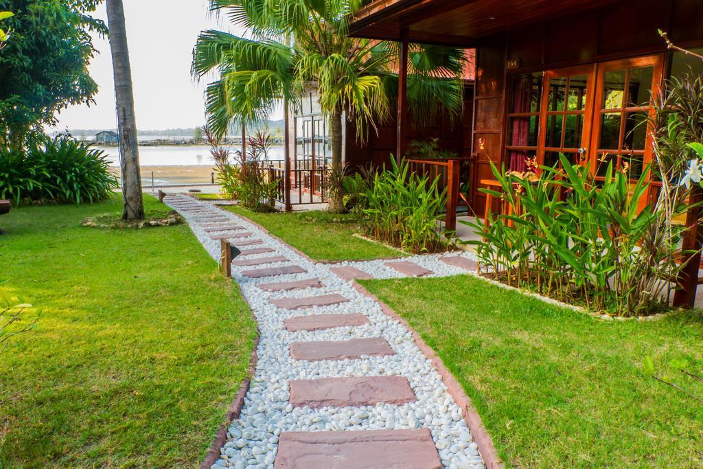 Cyana Resort Wok Tum Екстериор снимка